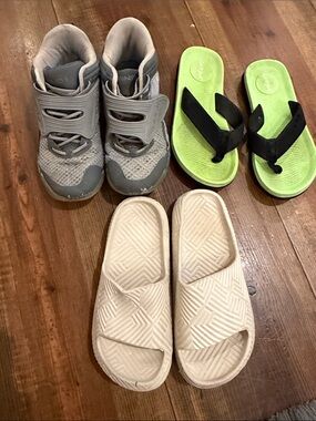 Boy shoes